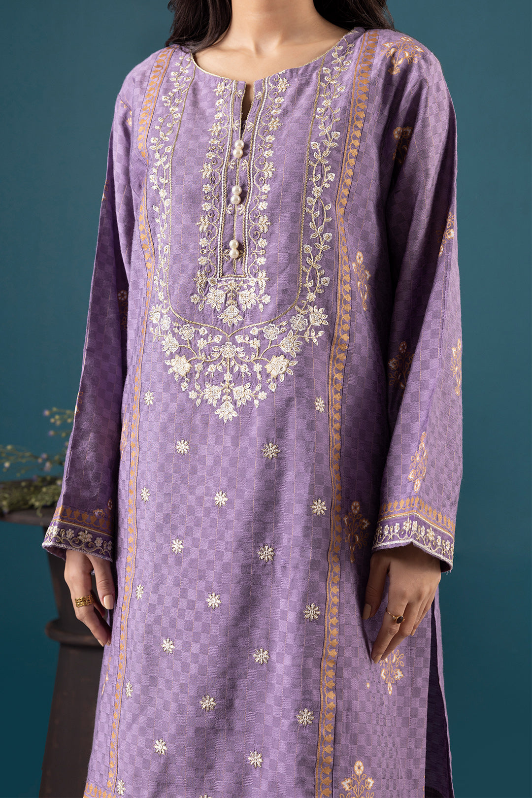 Embroidered Kurta Trouser - 2513