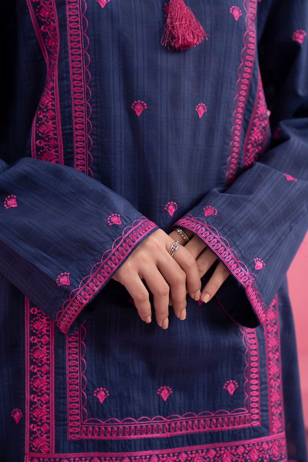 Embroidered Kurta Trouser - 2531