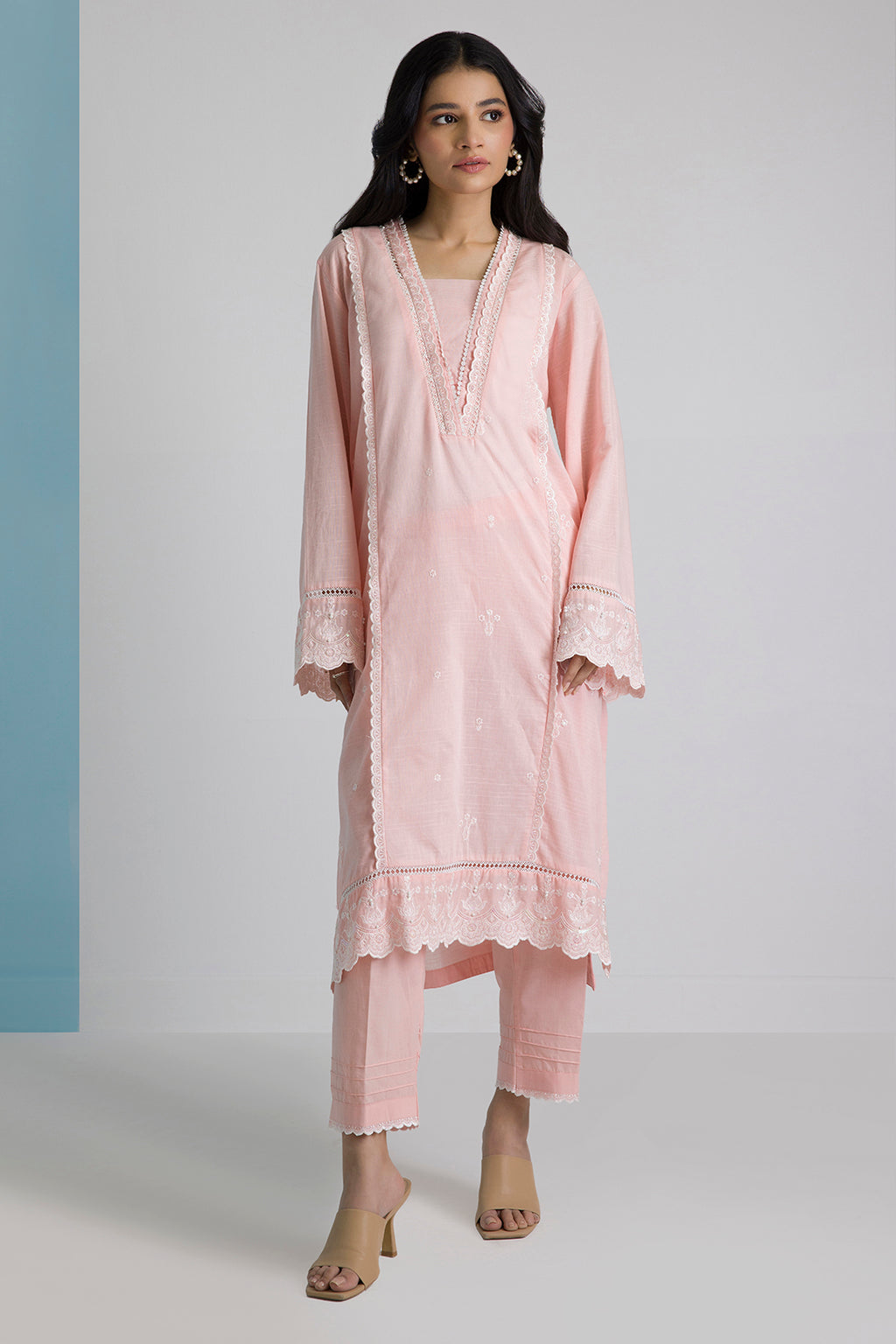 Embroidered Kurta Trouser - 2537