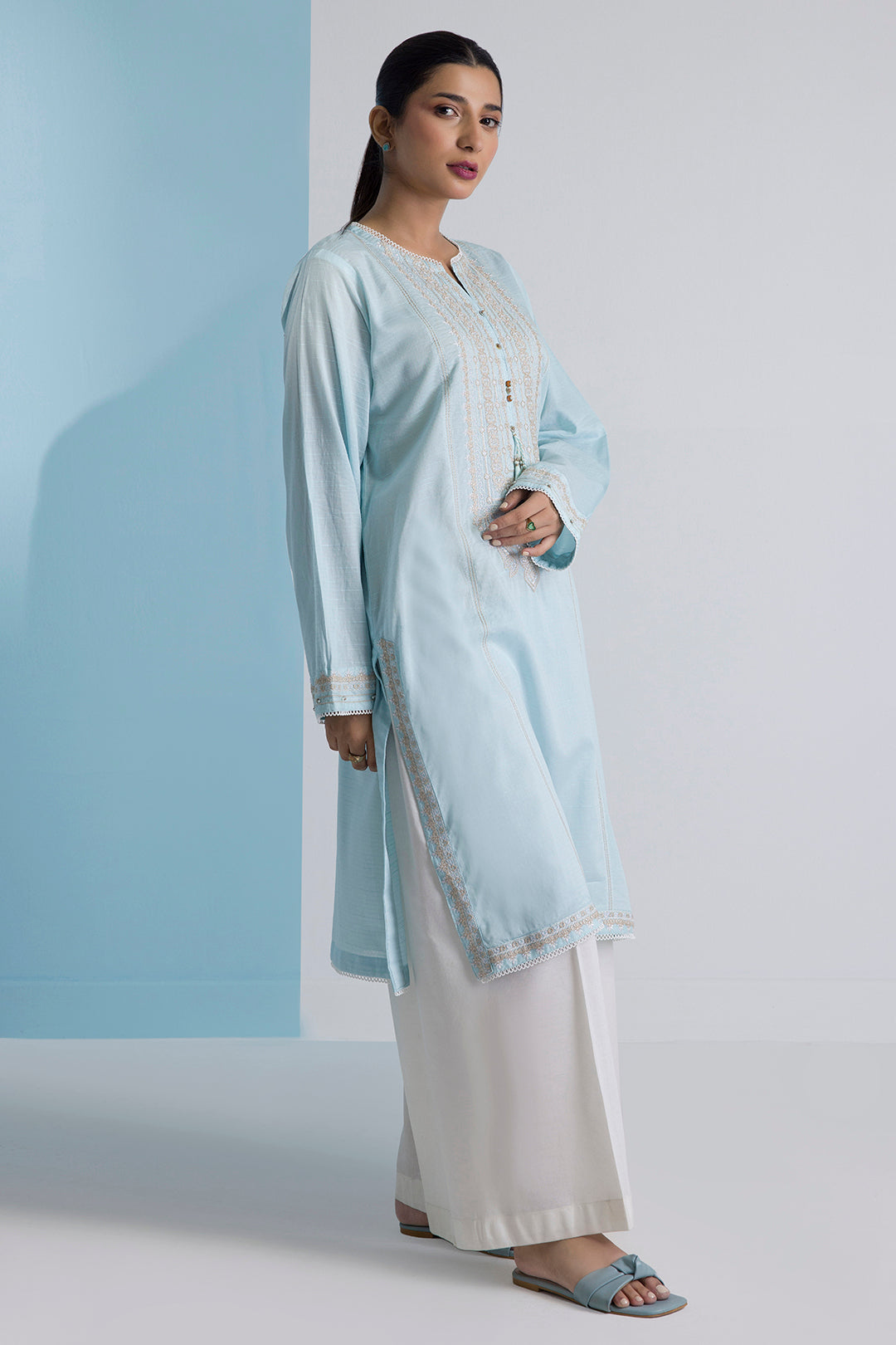 Embroidered Kurta Trouser - 2540