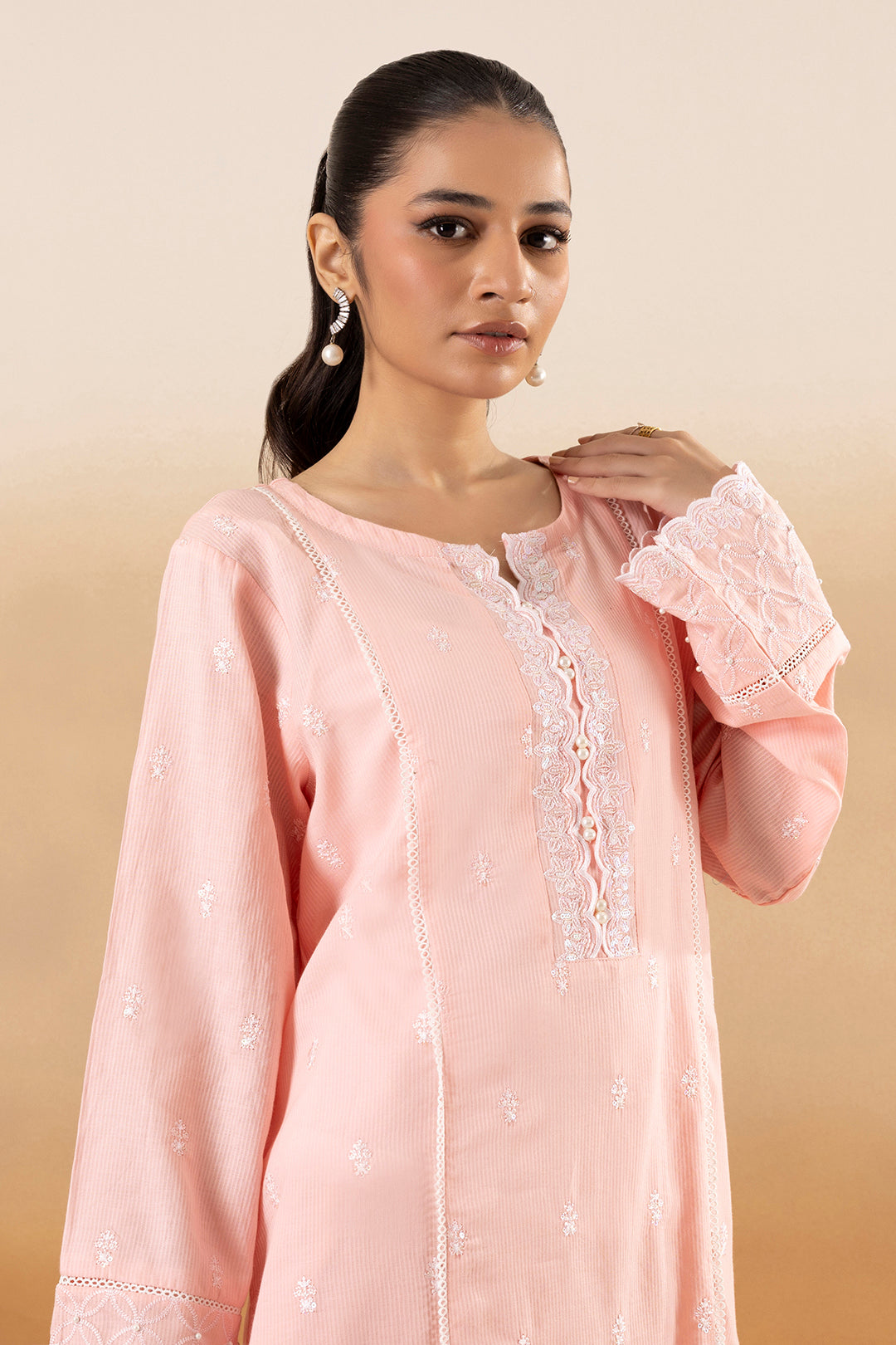 Embroidered Kurta Trouser - 2541