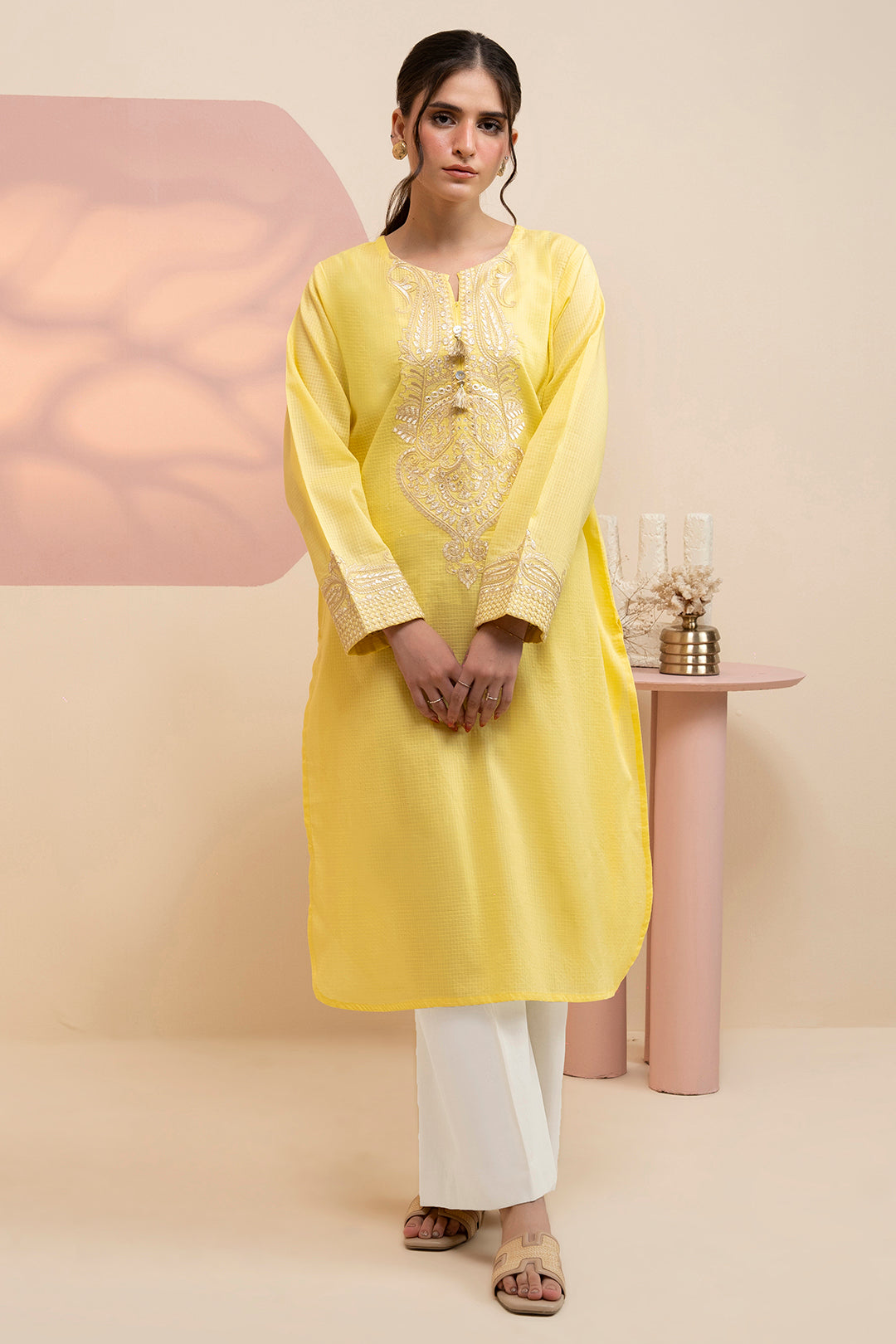 Embroidered Kurta - 2558