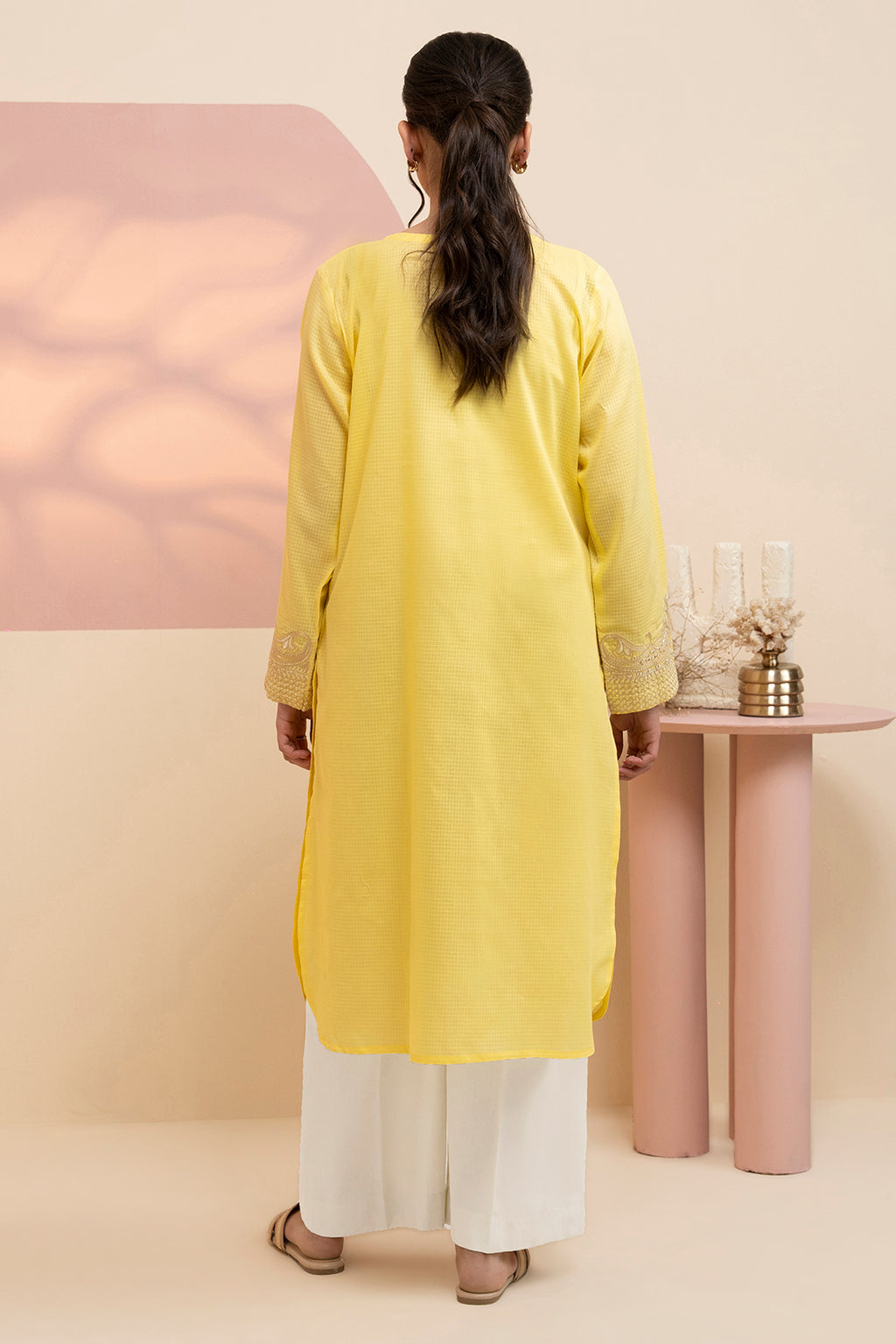 Embroidered Kurta Trouser - 2558