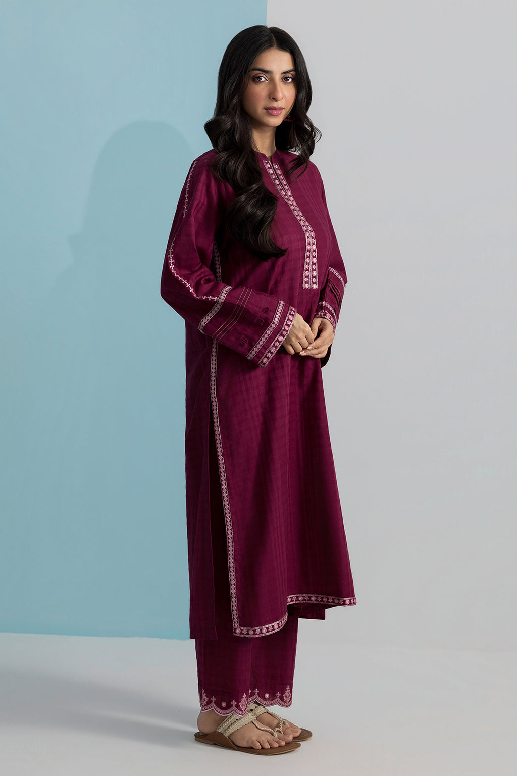 Embroidered Kurta Trouser - 2559