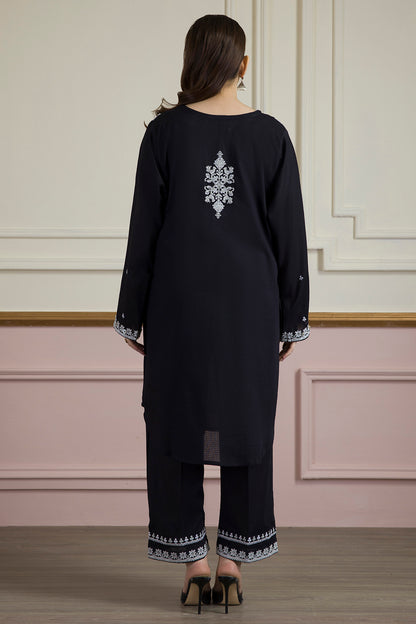 Embroidered Kurta Trouser - 2560