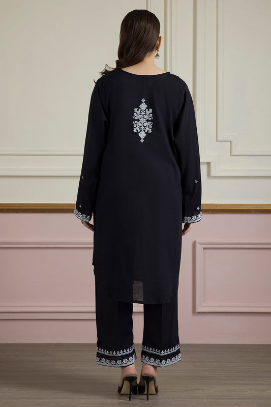 Embroidered Kurta Trouser - 2560