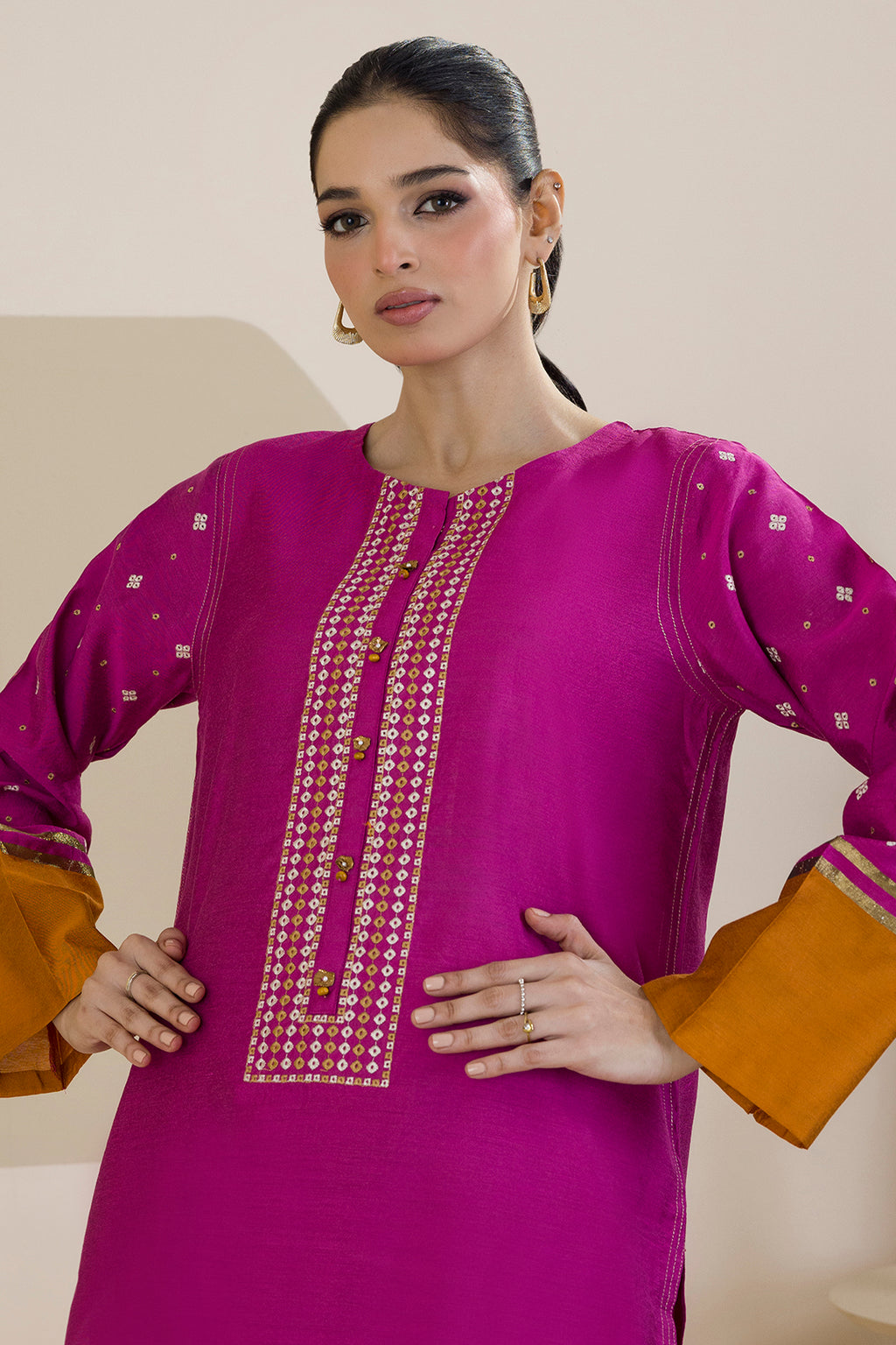 Embroidered Kurta Trouser - 2561