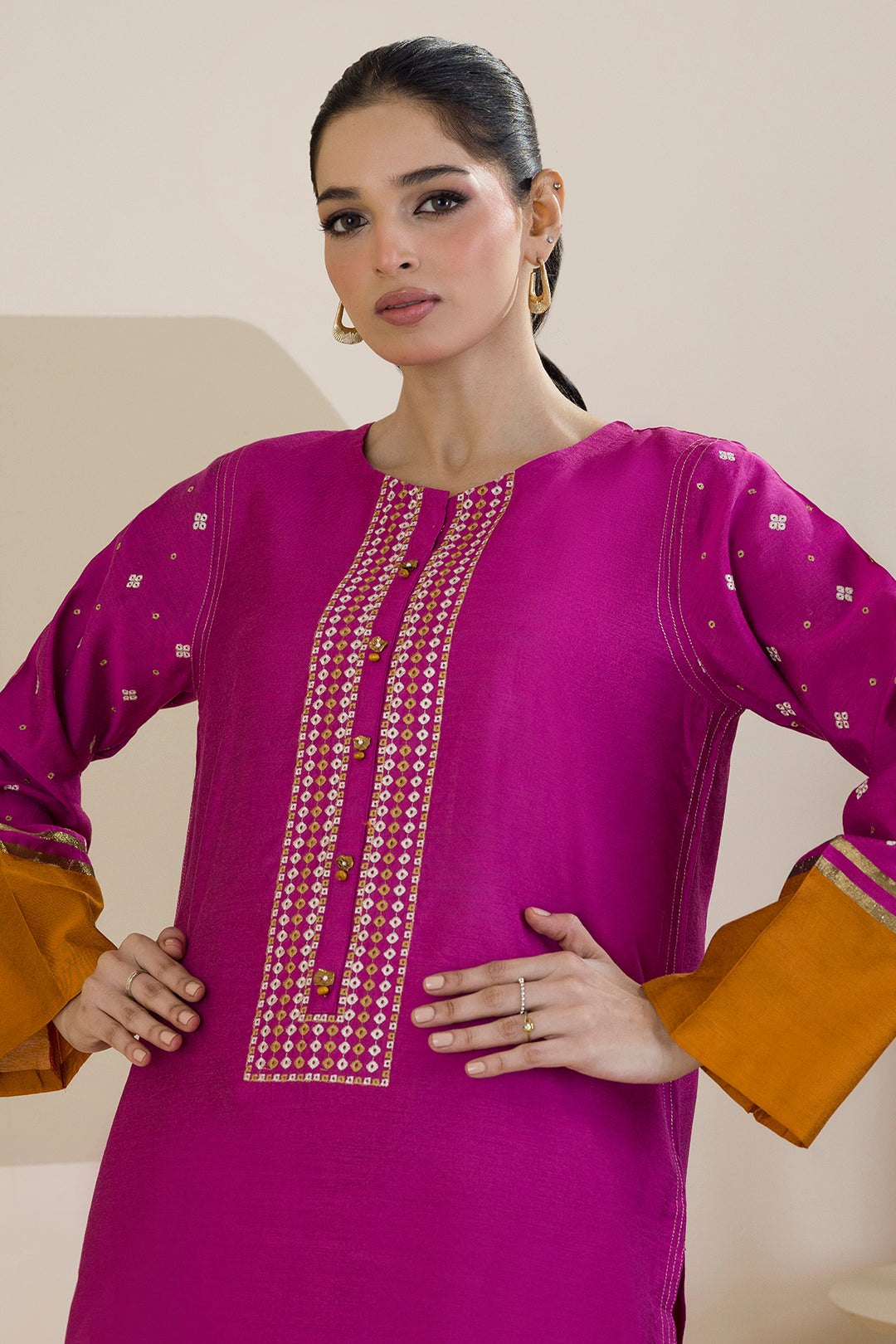 Embroidered Kurta Trouser - 2561