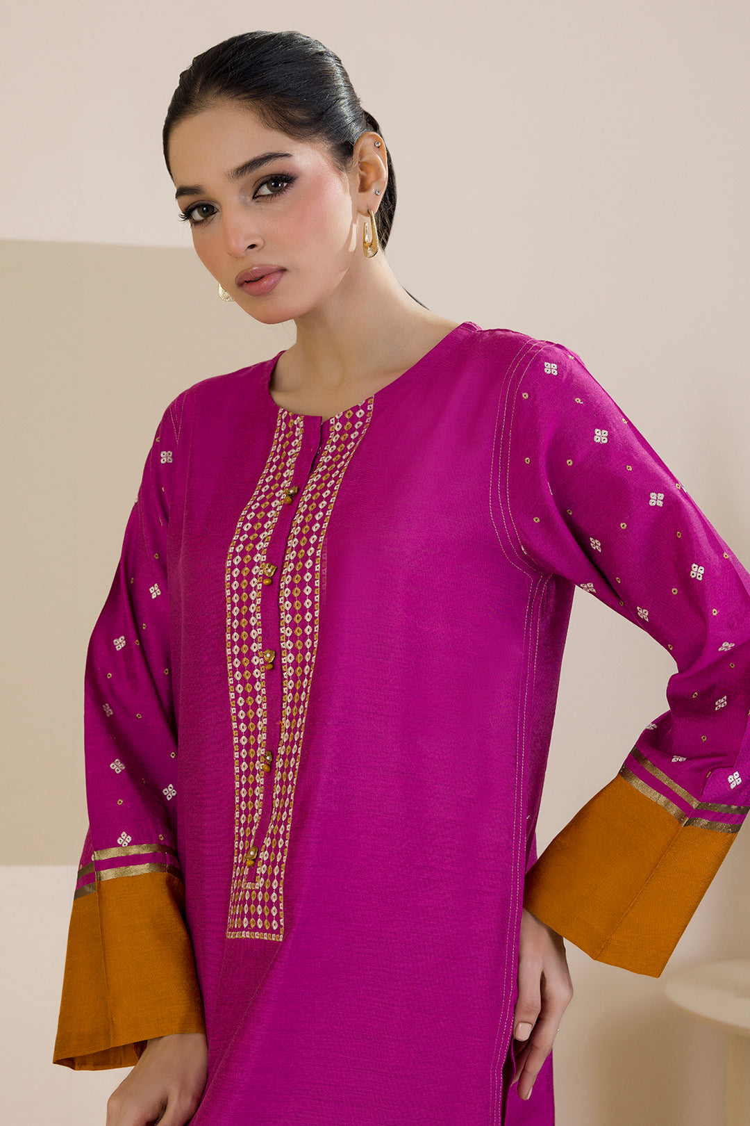 Embroidered Kurta Trouser - 2561