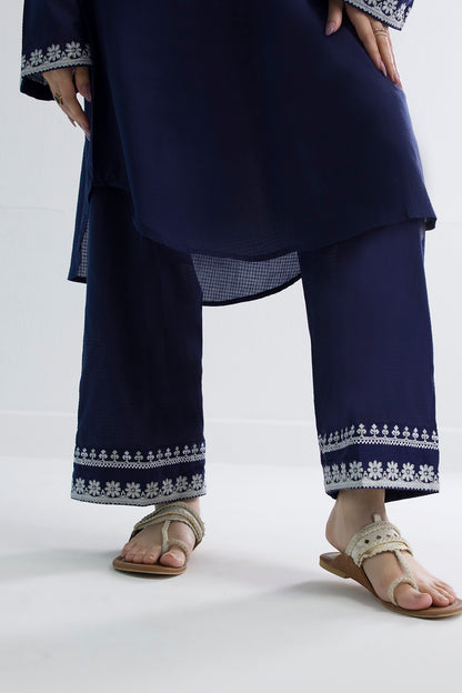 Embroidered Kurta Trouser - 2562