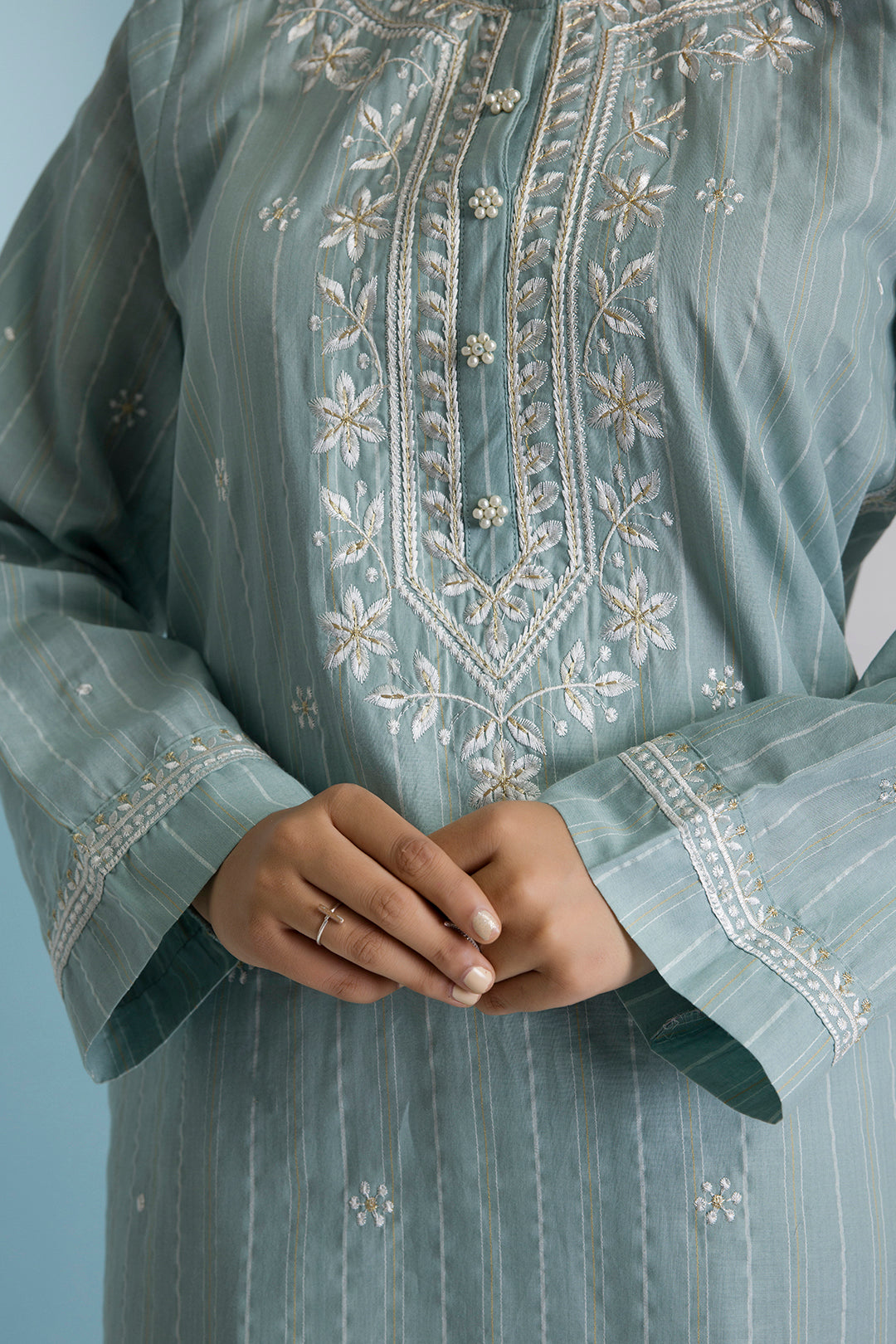 Embroidered Kurta Trouser - 2567