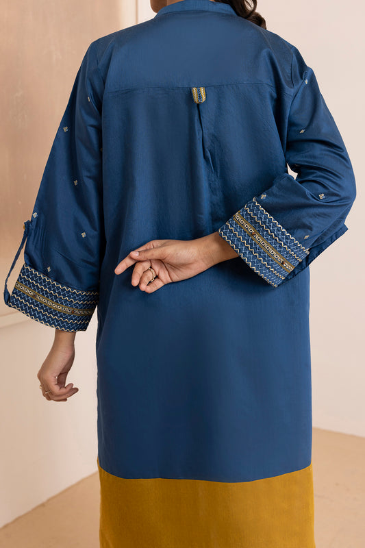 Embroidered Kurta Trouser - 2571