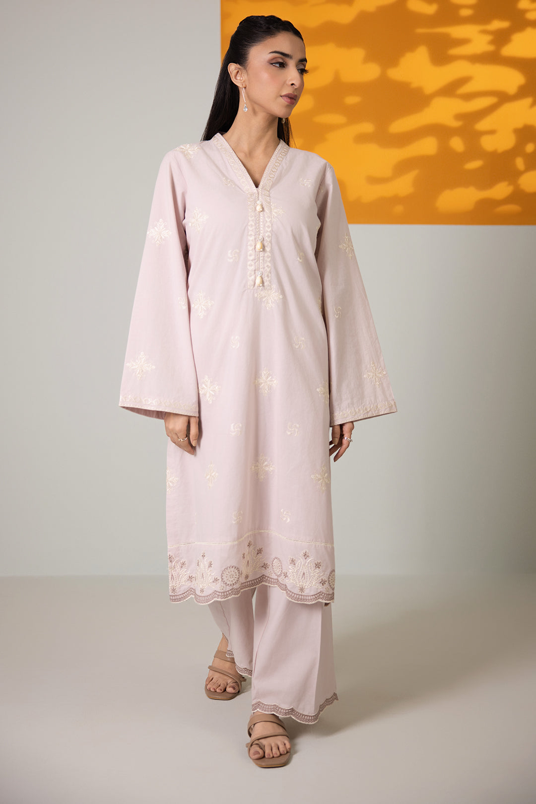 Embroidered Kurta Trouser - 2573