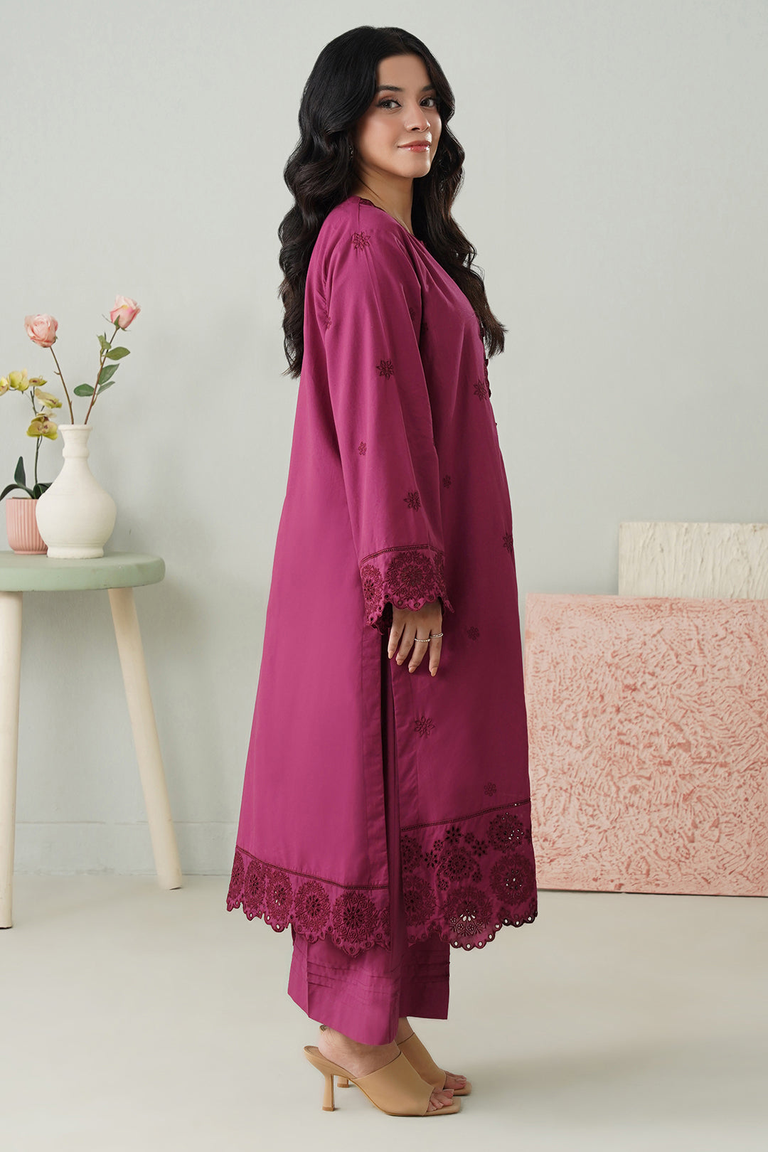 Embroidered Kurta Trouser - 2593