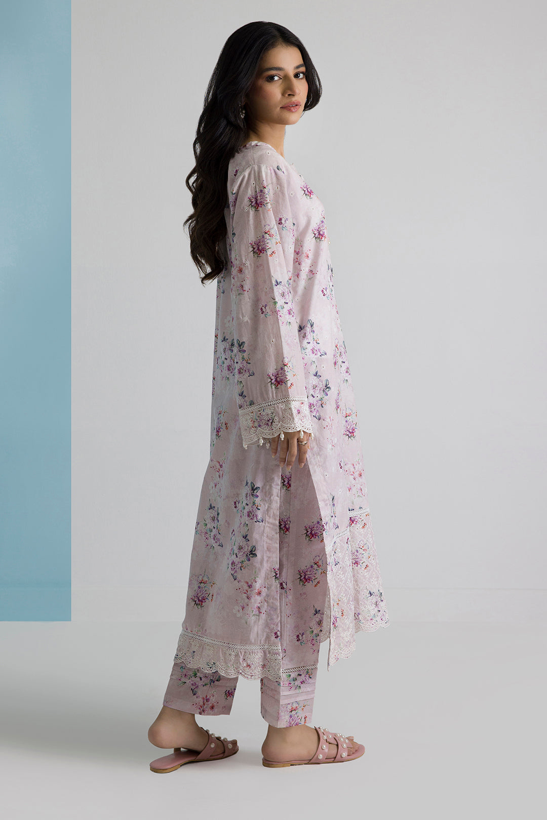 Embroidered Kurta Trouser - 2594