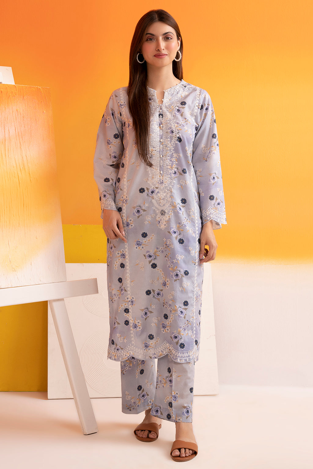 Embroidered Kurta Trouser - 2595