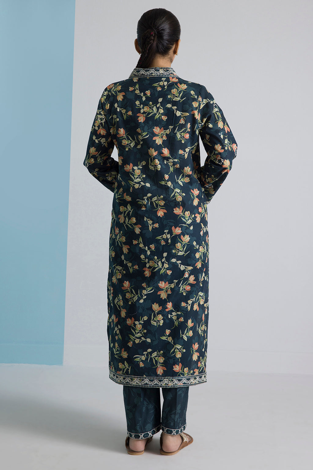 Embroidered Kurta Trouser - 2596