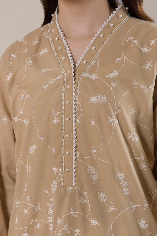 Embroidered Kurta Trouser - 2600