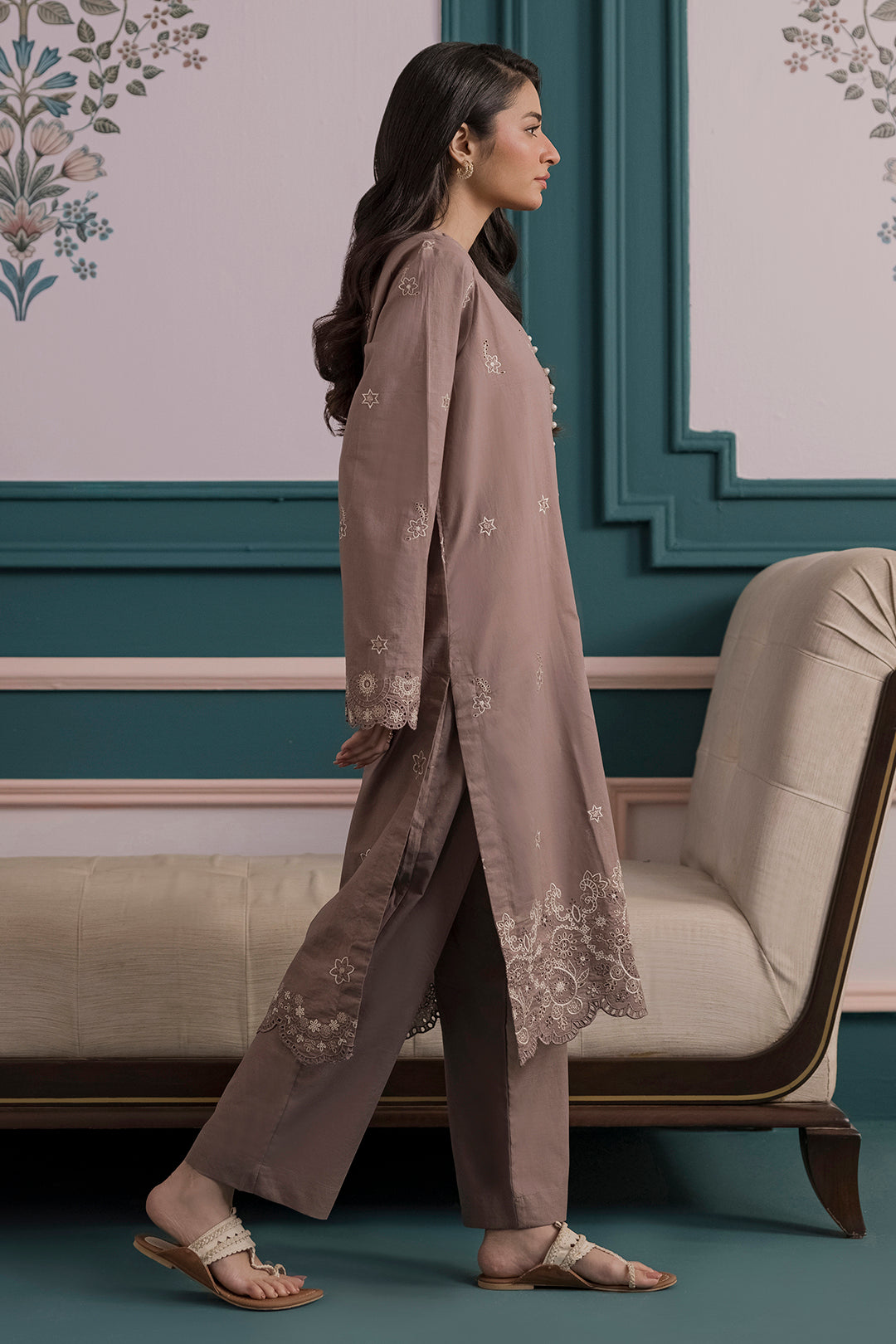 Embroidered Kurta Trouser - 2602