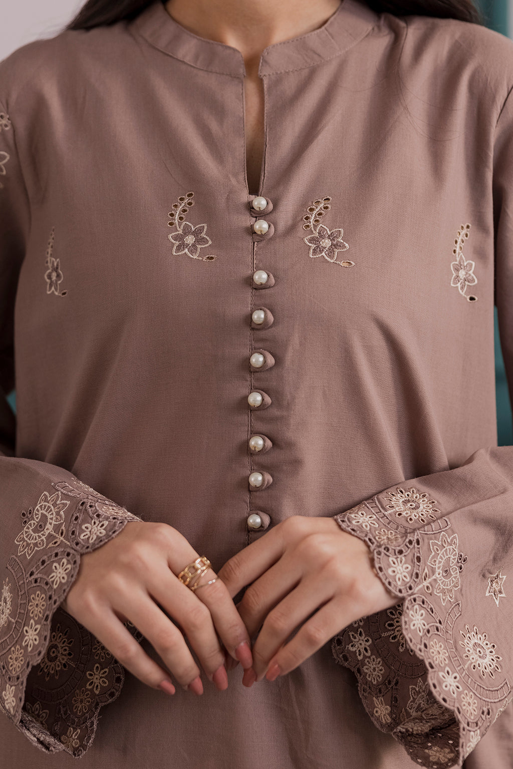 Embroidered Kurta Trouser - 2602