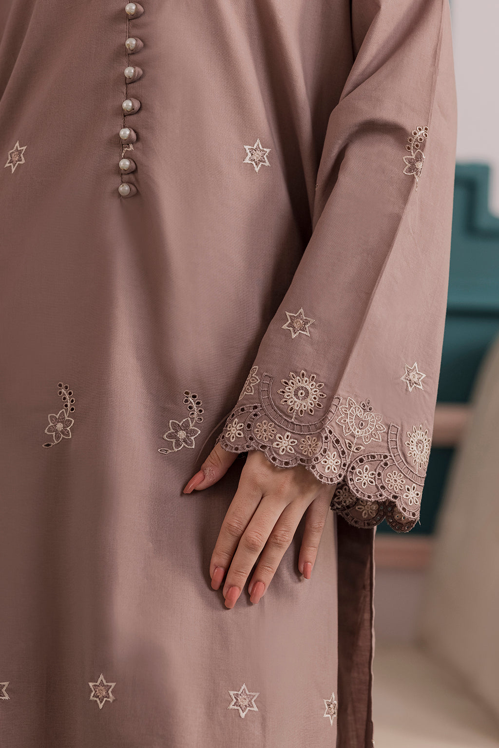 Embroidered Kurta Trouser - 2602