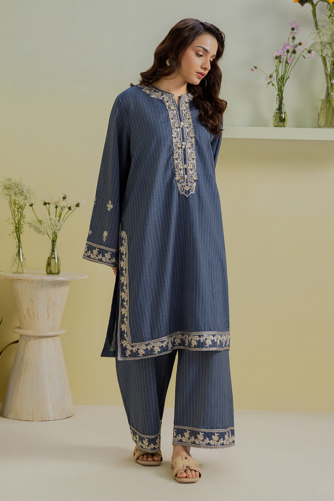 Embroidered Kurta Trouser - 2625