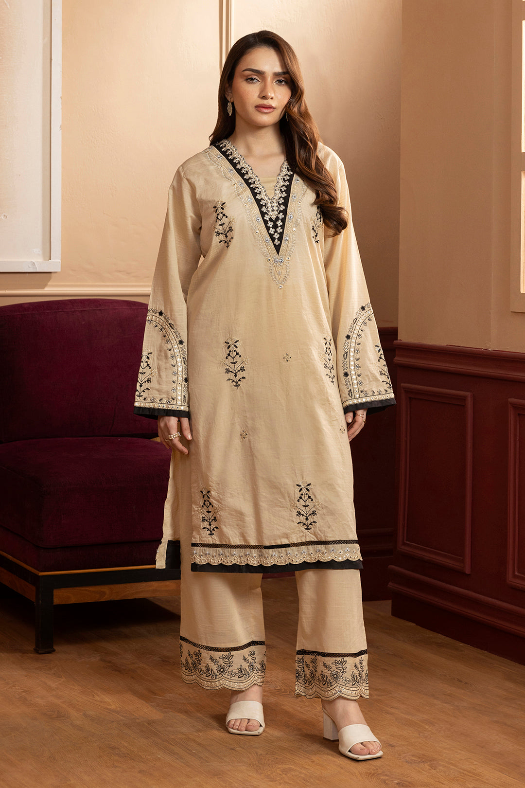 Embroidered Kurta Trouser - 2634
