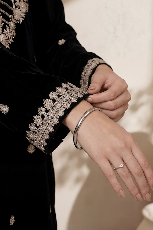 Embroidered Kurta Trouser - 2635