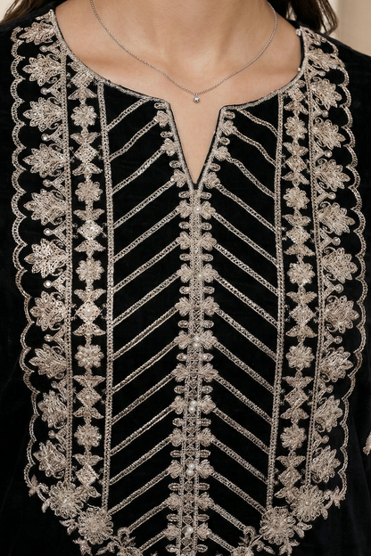 Embroidered Kurta Trouser - 2635