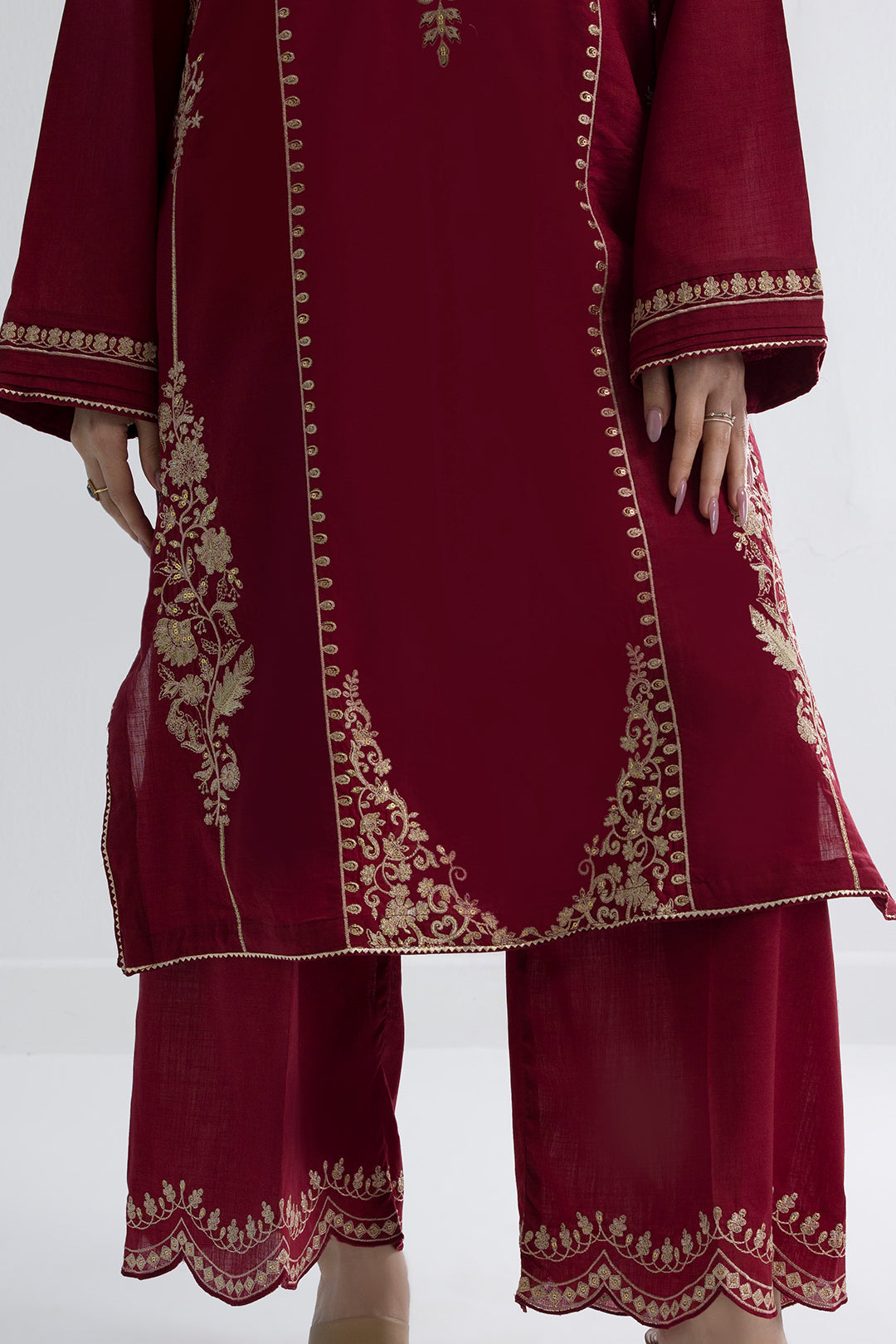 Embroidered Kurta Trouser - 2637