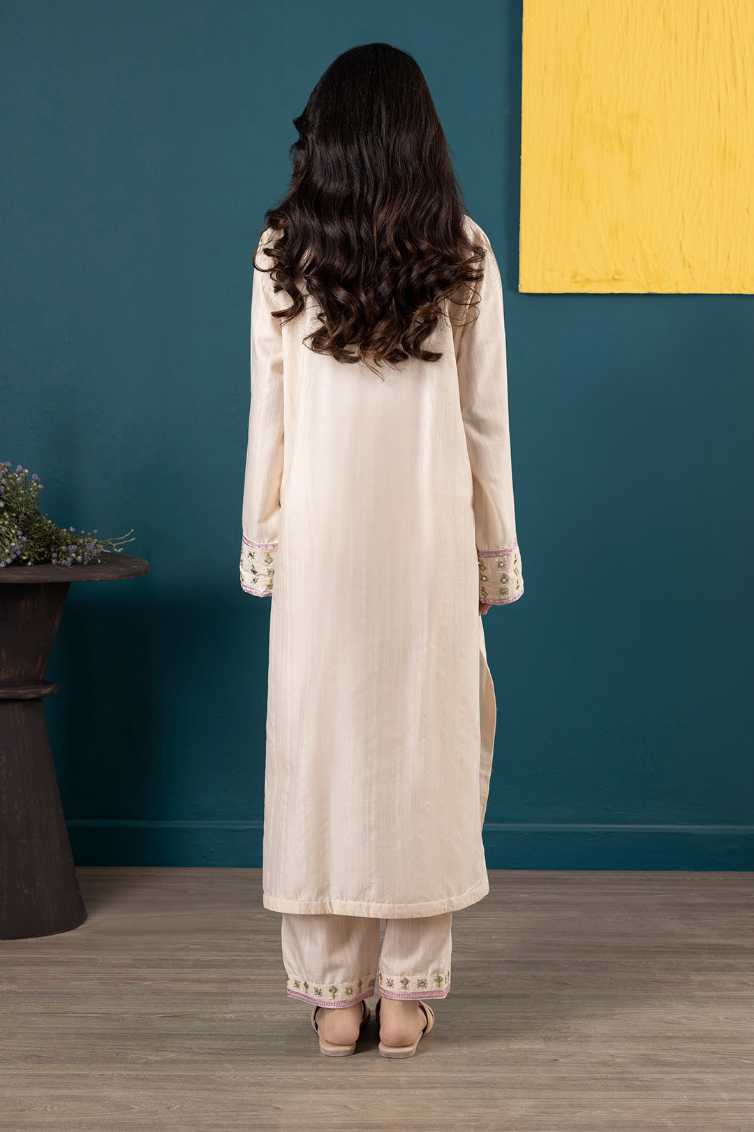 Embroidered Kurta Trouser - 2638