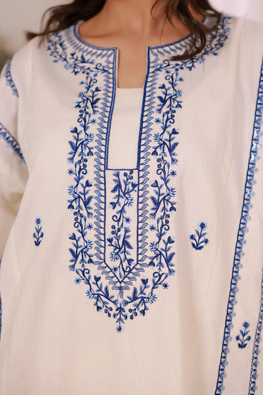 Embroidered Kurta Trouser - 2658