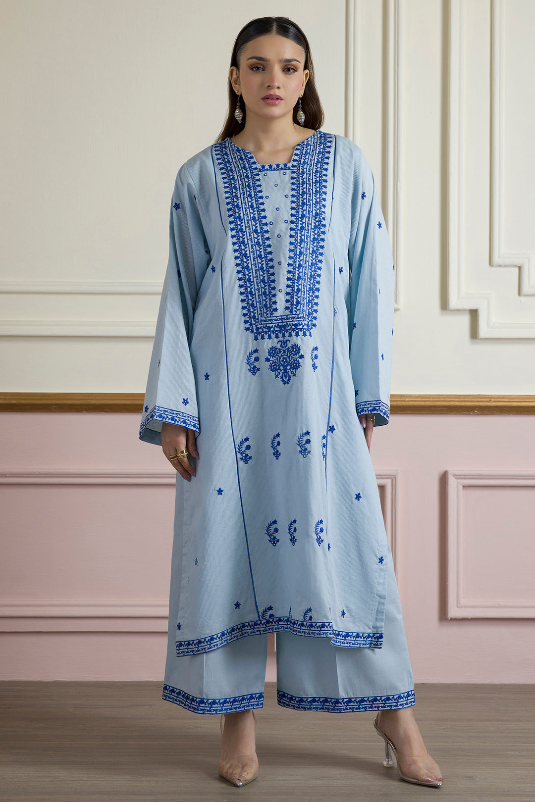 Embroidered Kurta Trouser - 2662