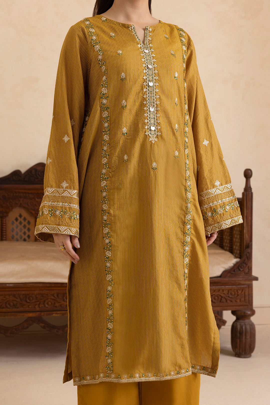 Embroidered Kurta Trouser - 2671