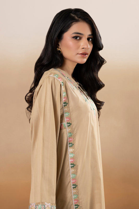 Embroidered Kurta Trouser - 2675