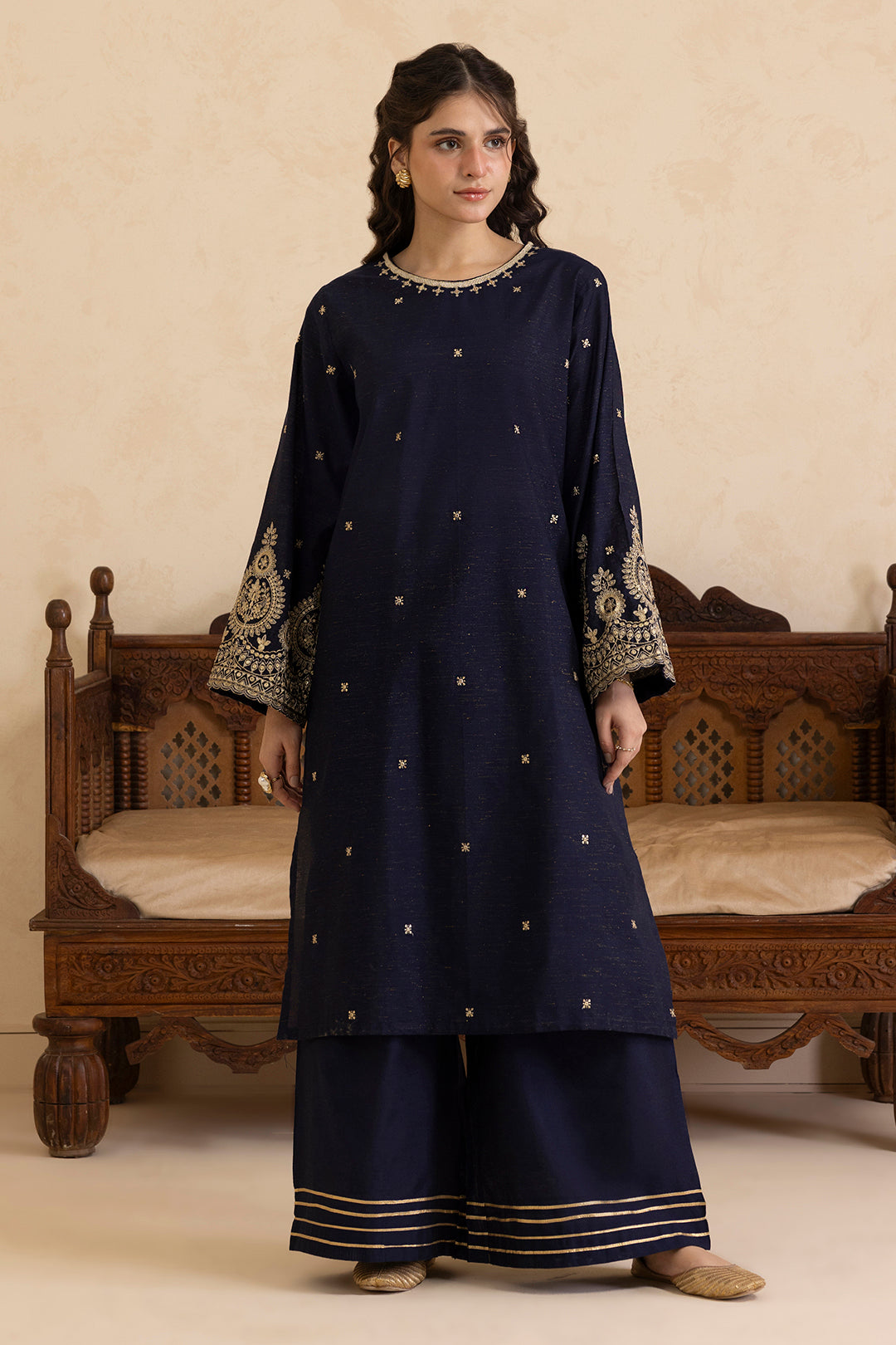 Embroidered Kurta Trouser - 2683