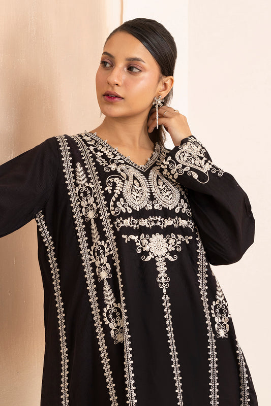 Embroidered Kurta Trouser - 2825