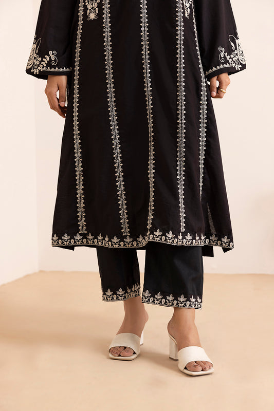 Embroidered Kurta Trouser - 2825