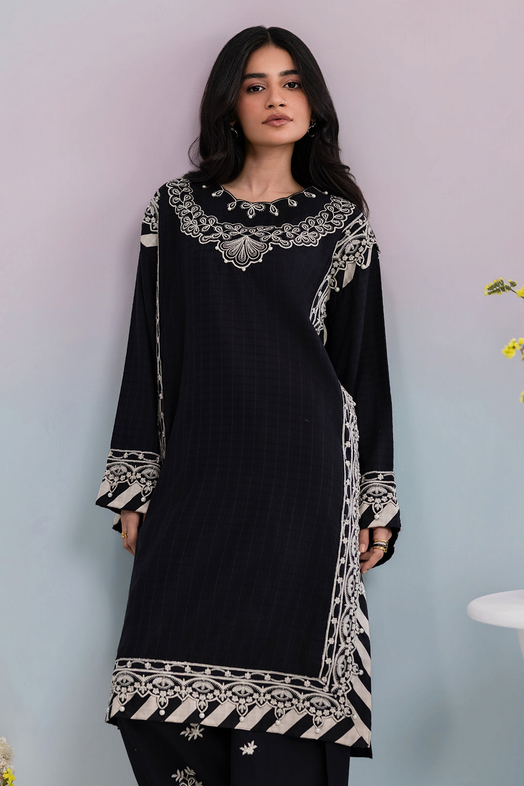 Embroidered Kurta Trouser - 2827