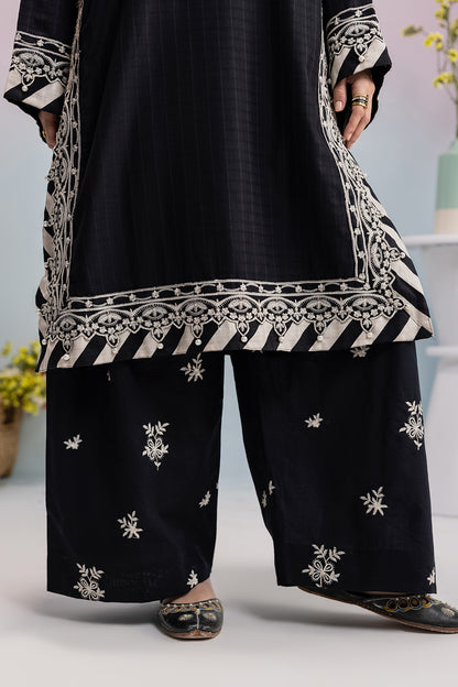 Embroidered Kurta Trouser - 2827