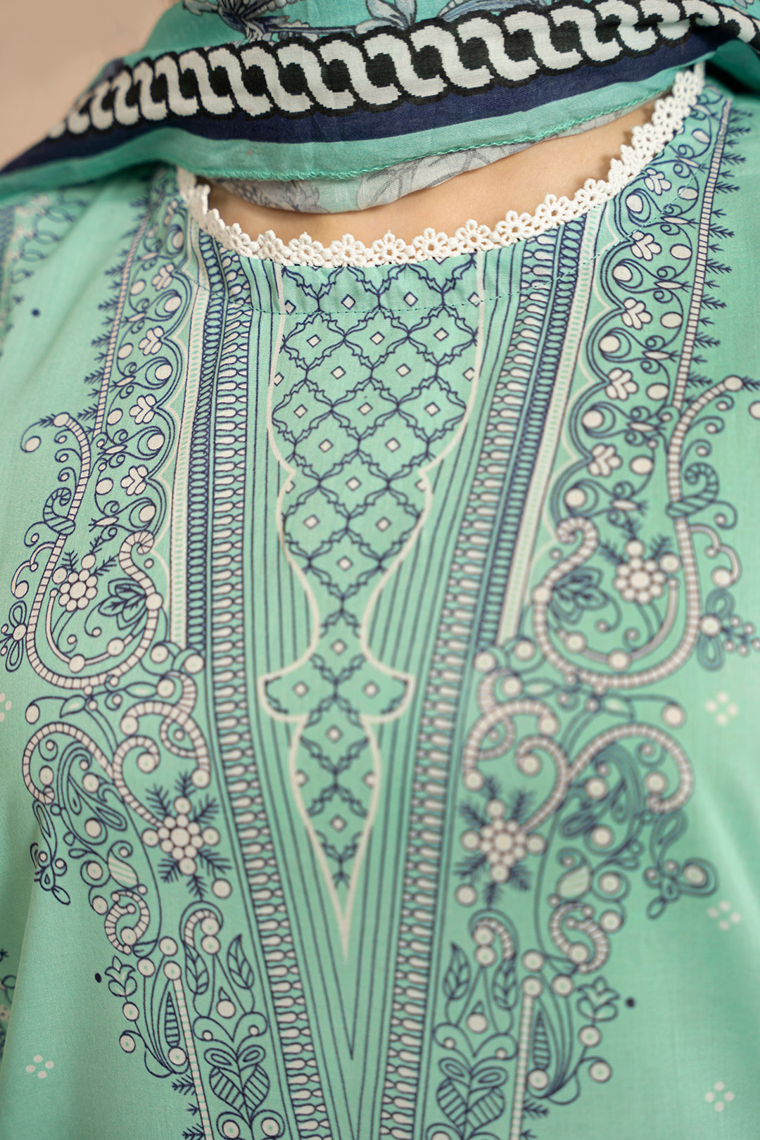 Kurta Dupatta Trouser - 1450