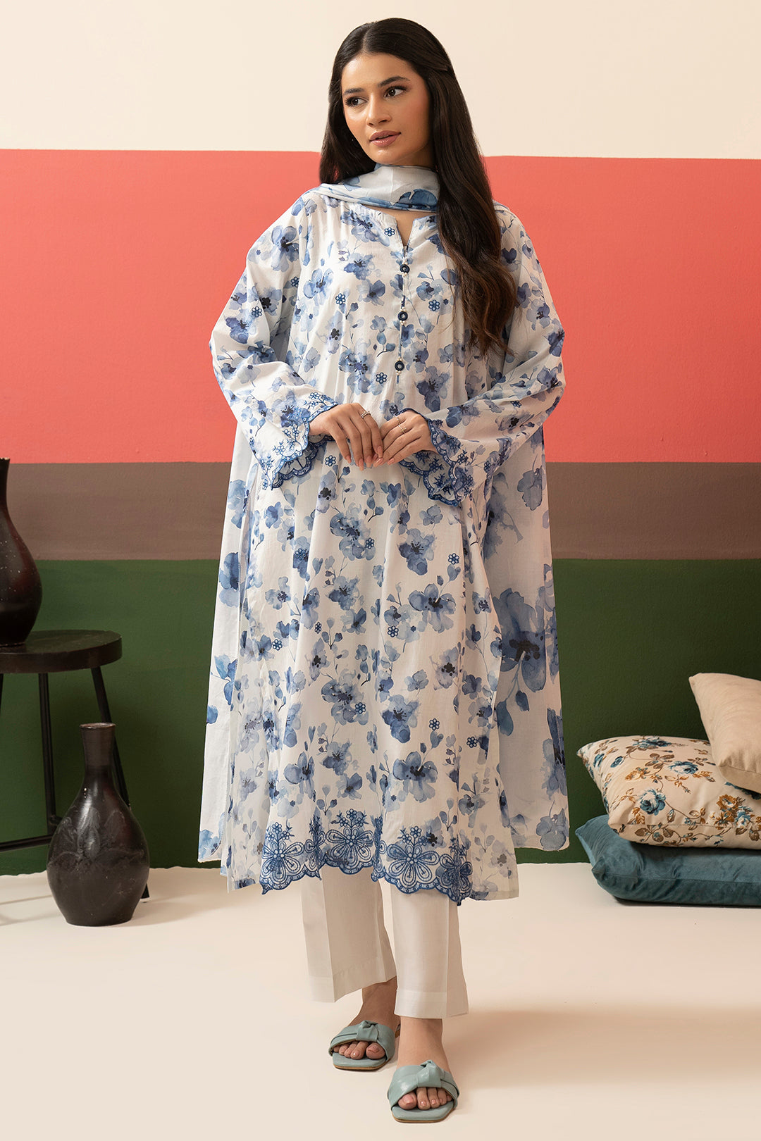 Embroidered Kurta Dupatta Trouser - 1522