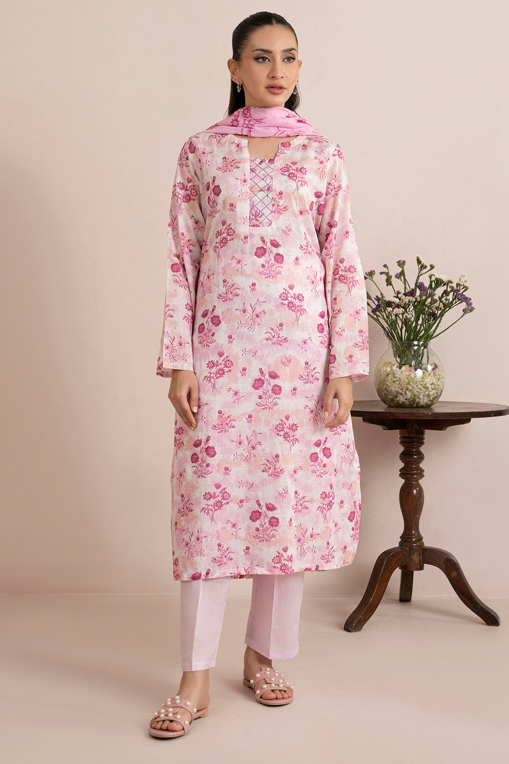 Kurta Dupatta Trouser - 1622