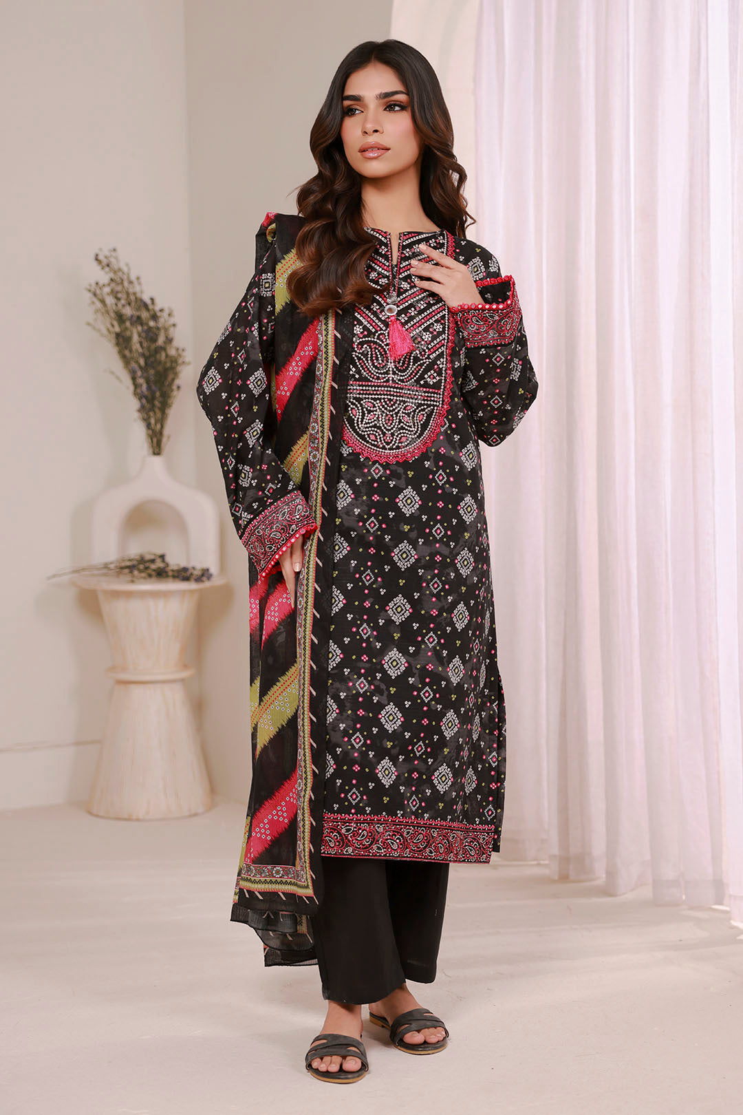 Embroidered Kurta Dupatta Trouser - 1633