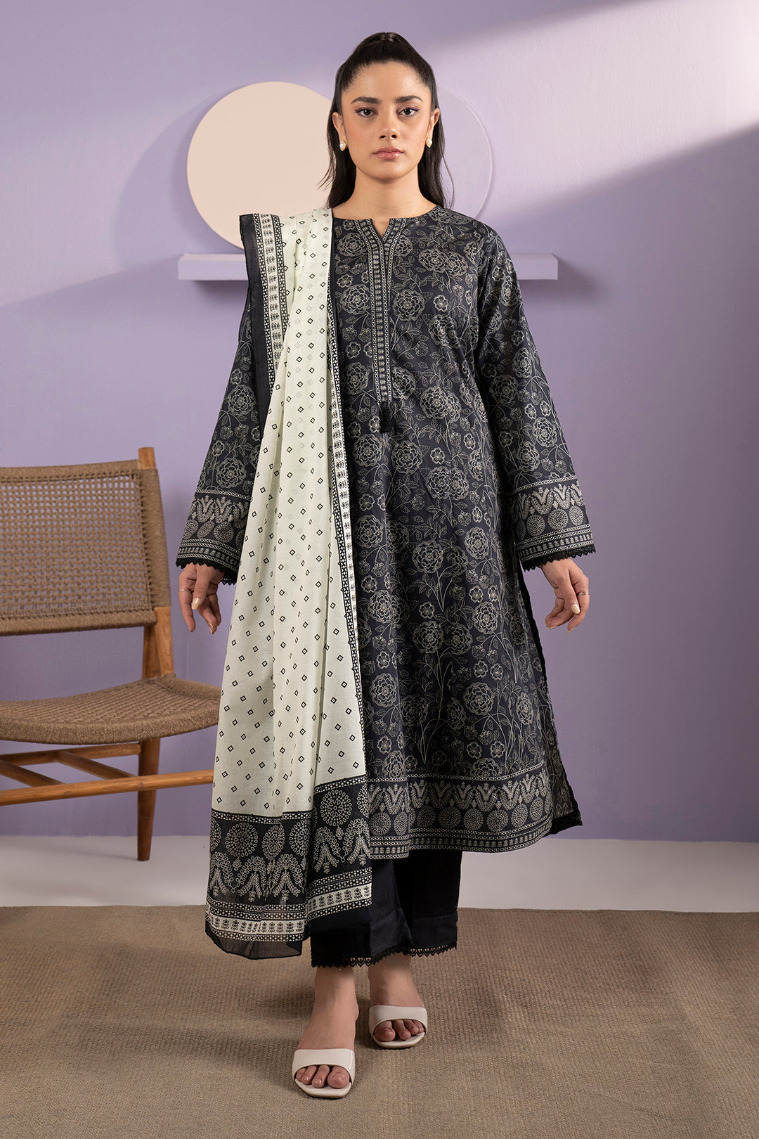 Kurta Dupatta Trouser - 1702