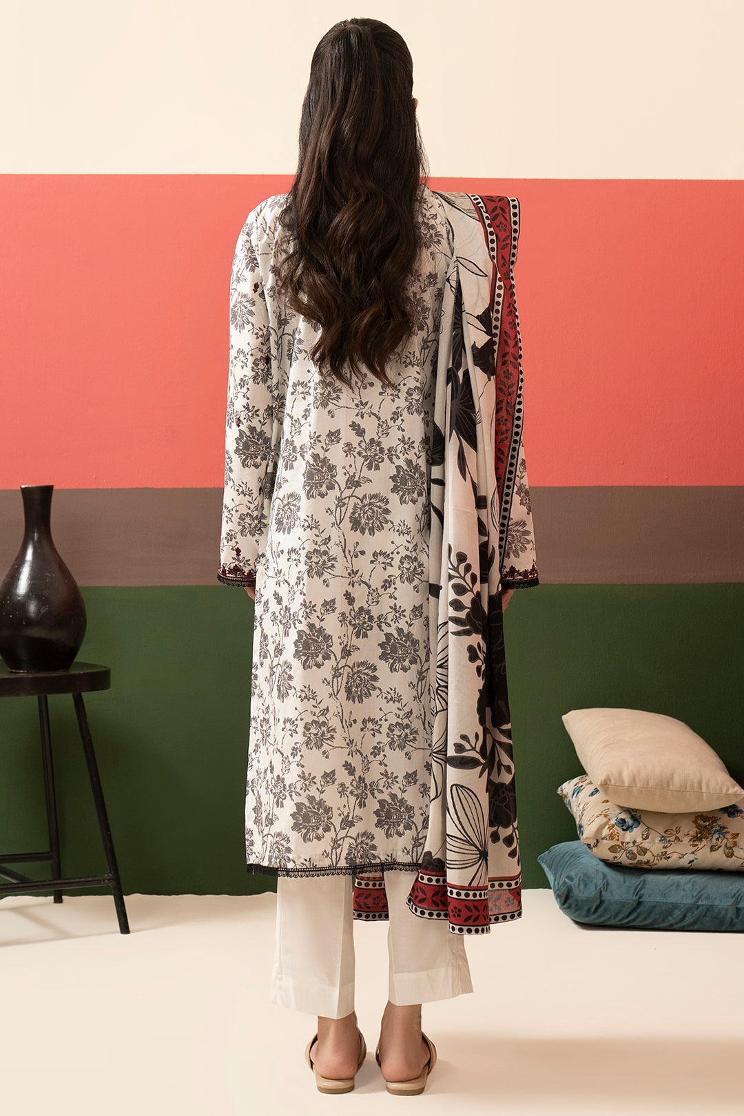 Embroidered Kurta Dupatta Trouser - 1833