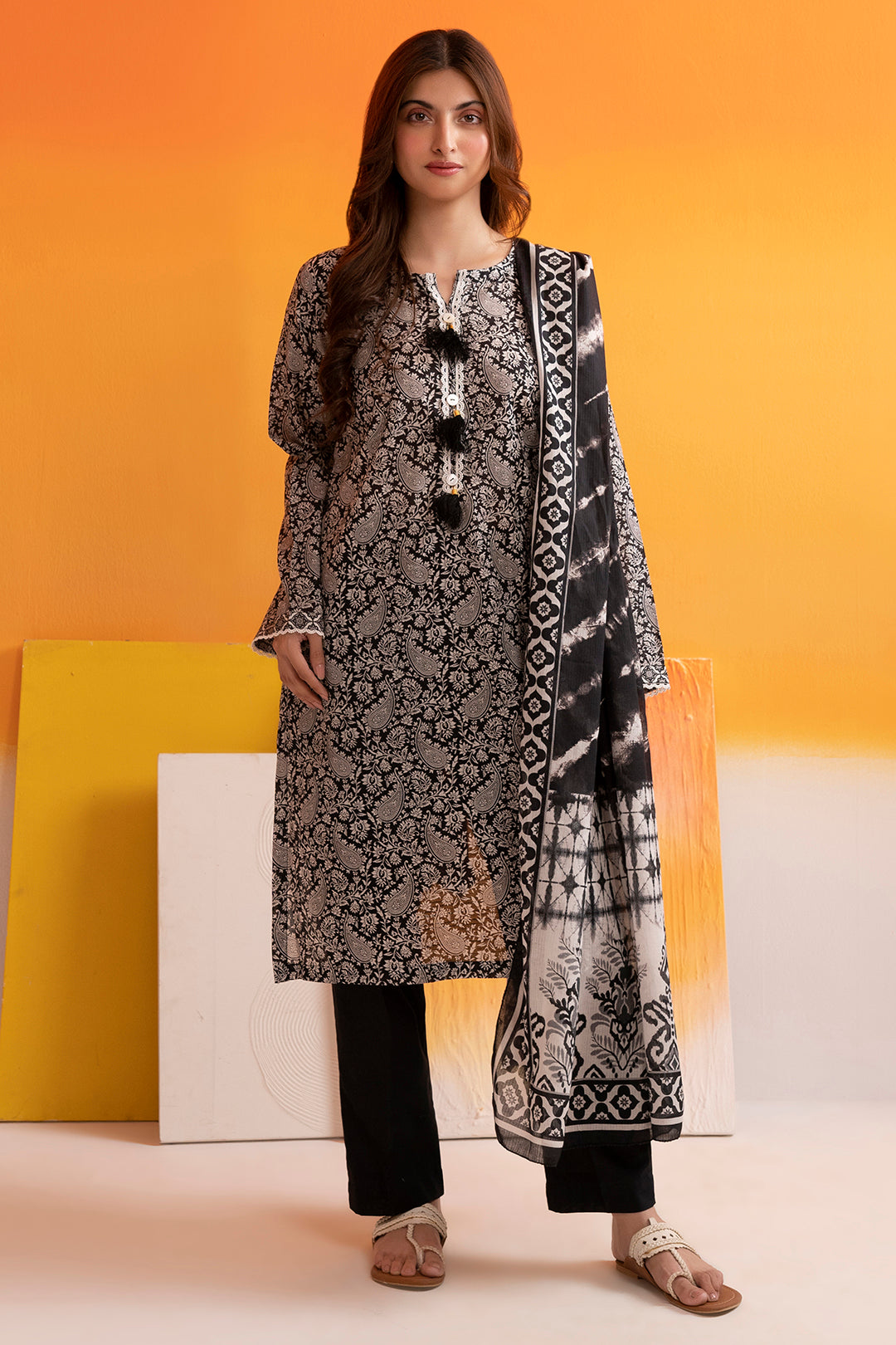 Kurta Dupatta Trouser - 1928