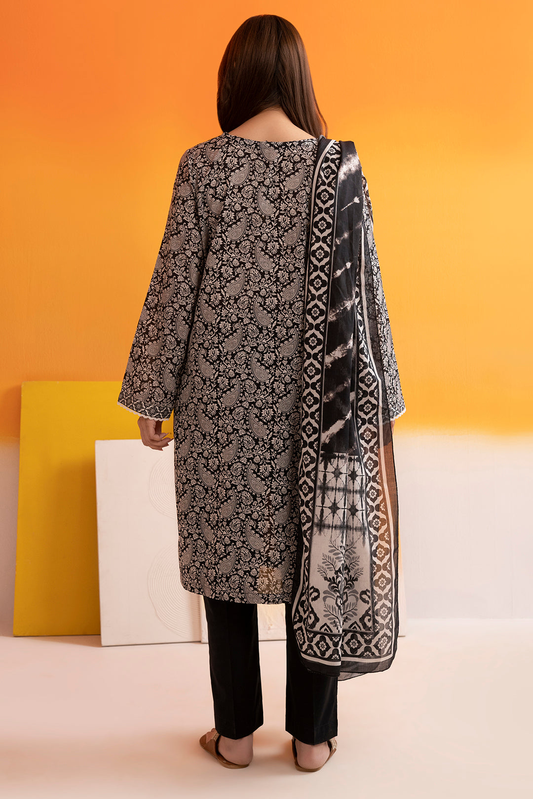 Kurta Dupatta Trouser - 1928