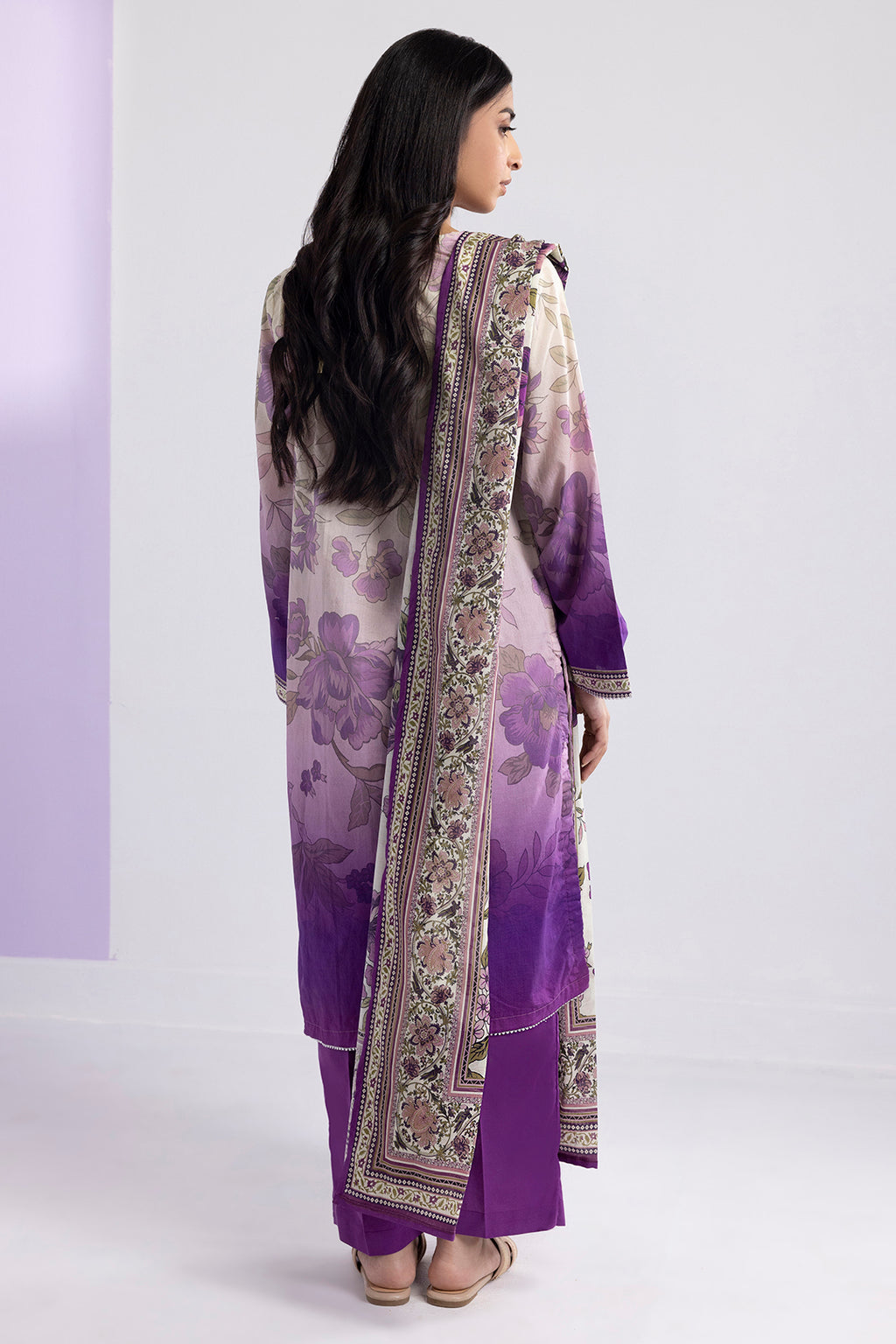 Embroidered Kurta Dupatta Trouser - 1940