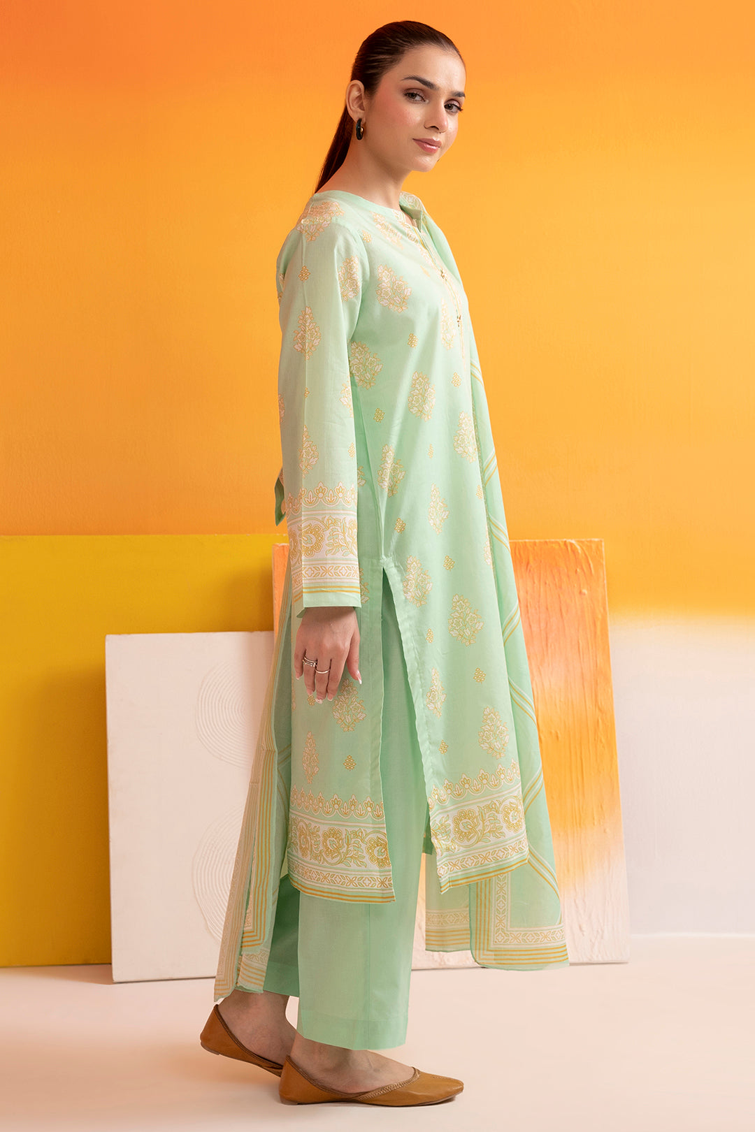 Kurta Dupatta Trouser - 1982